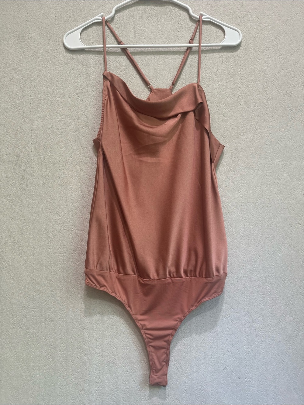 NWT ASTR Satin Drape Cowl Neck Cami Bodysuit Dark Blush Sz L Asymmetrical Cowl